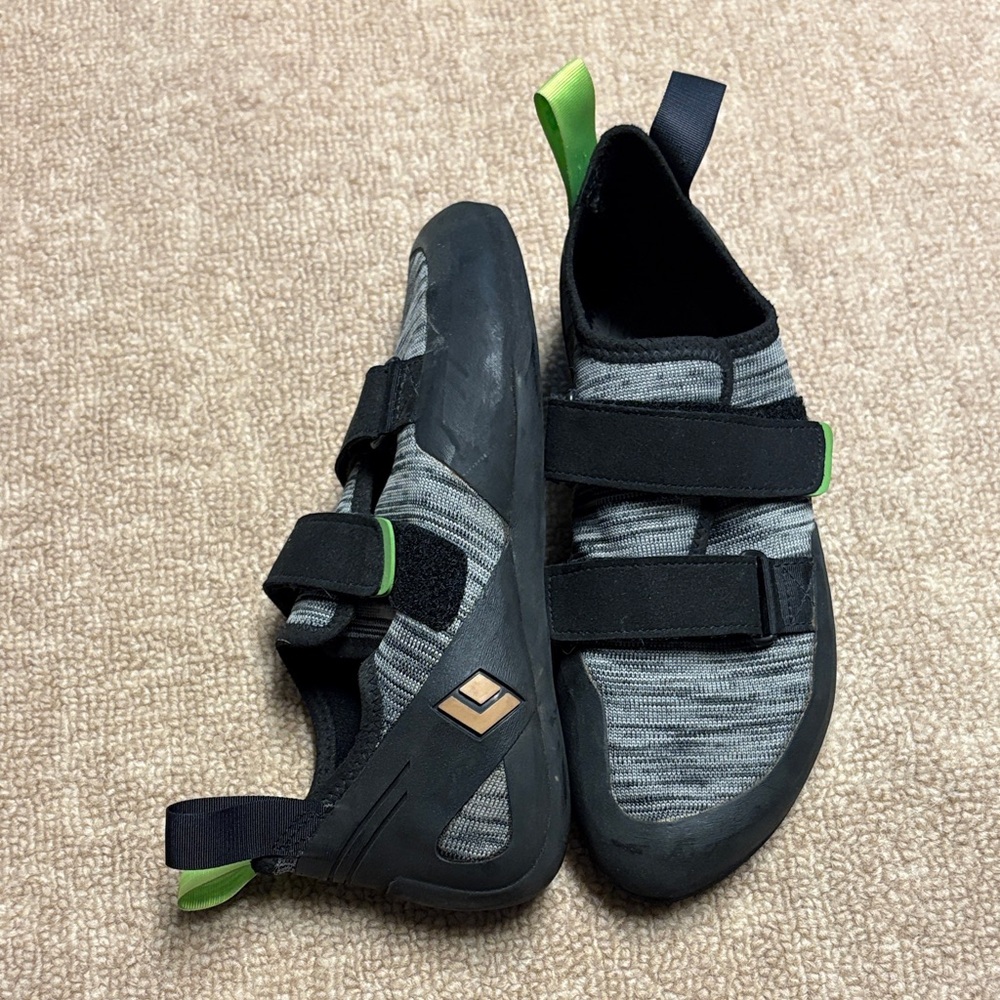 Black Diamond Climbing Shoes Men 9 Women 10